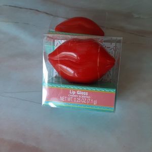 🆕️ Cherry Scented Lip Gloss